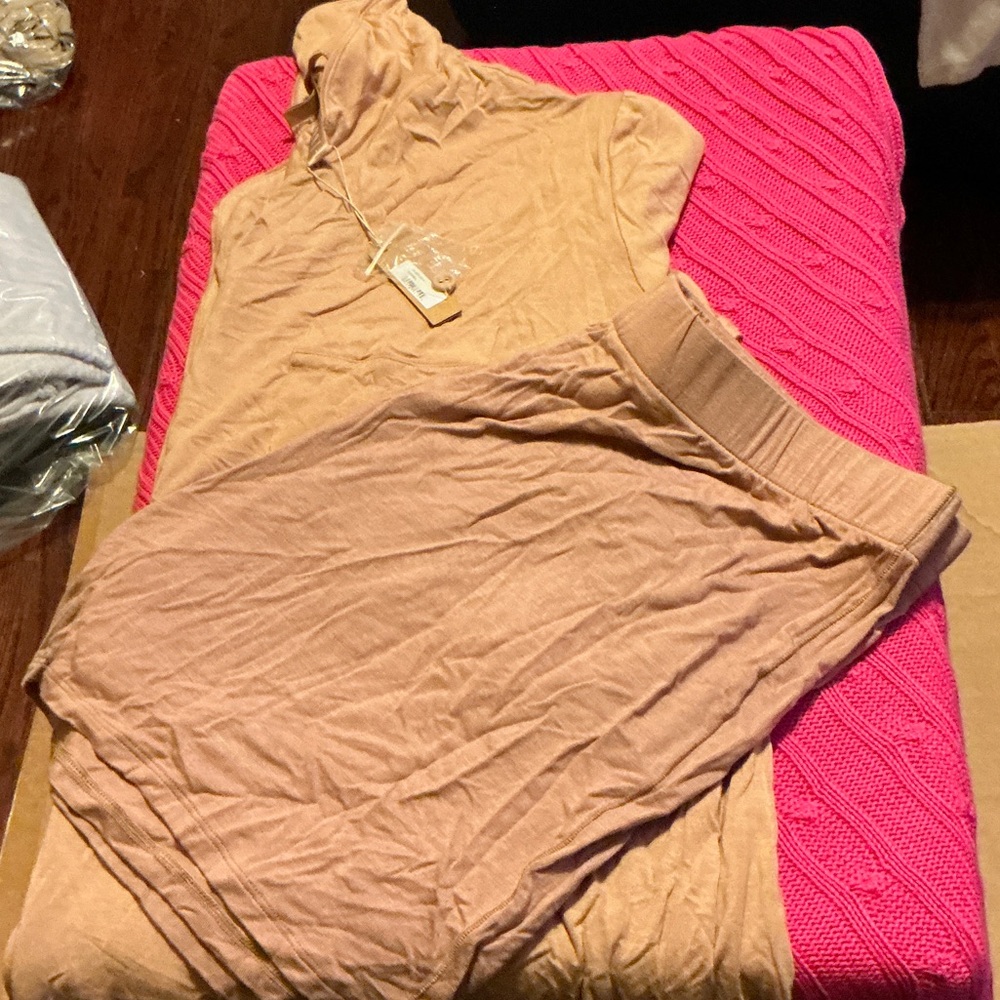 SKIMS Tan Pajama bundle bnwt